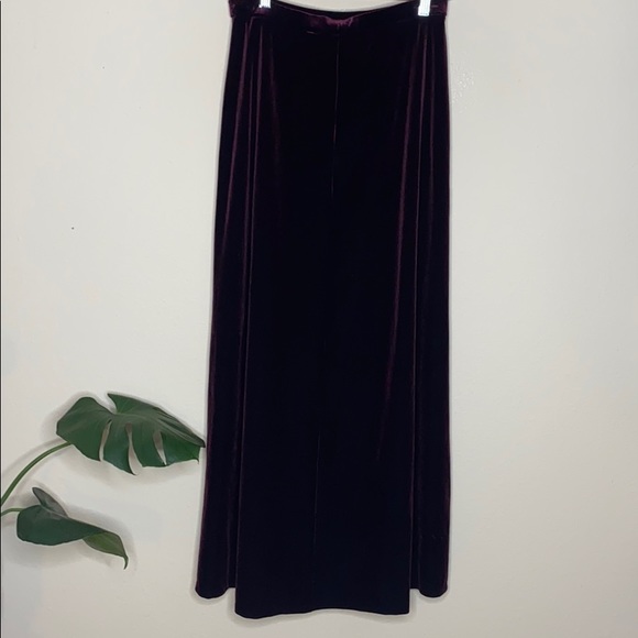 Vintage Tadashi Velvet Skirt - Picture 5 of 7